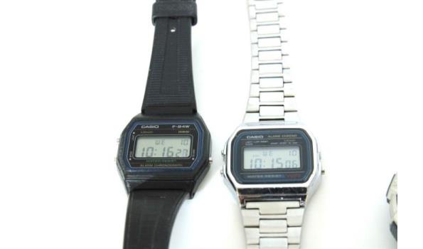 3 digitale horloges CASIO, mogelijke gebruikssporen, mogelijks nieuwe batterij nodig